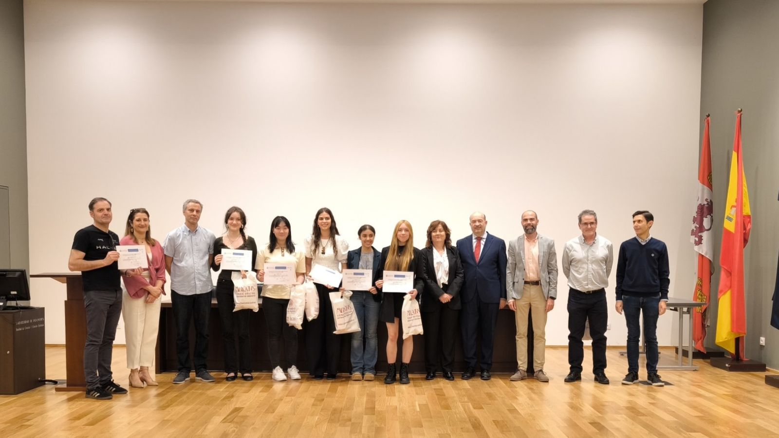 Seis alumnas salmantinas, premiadas en la fase local de la Olimpiada de Química