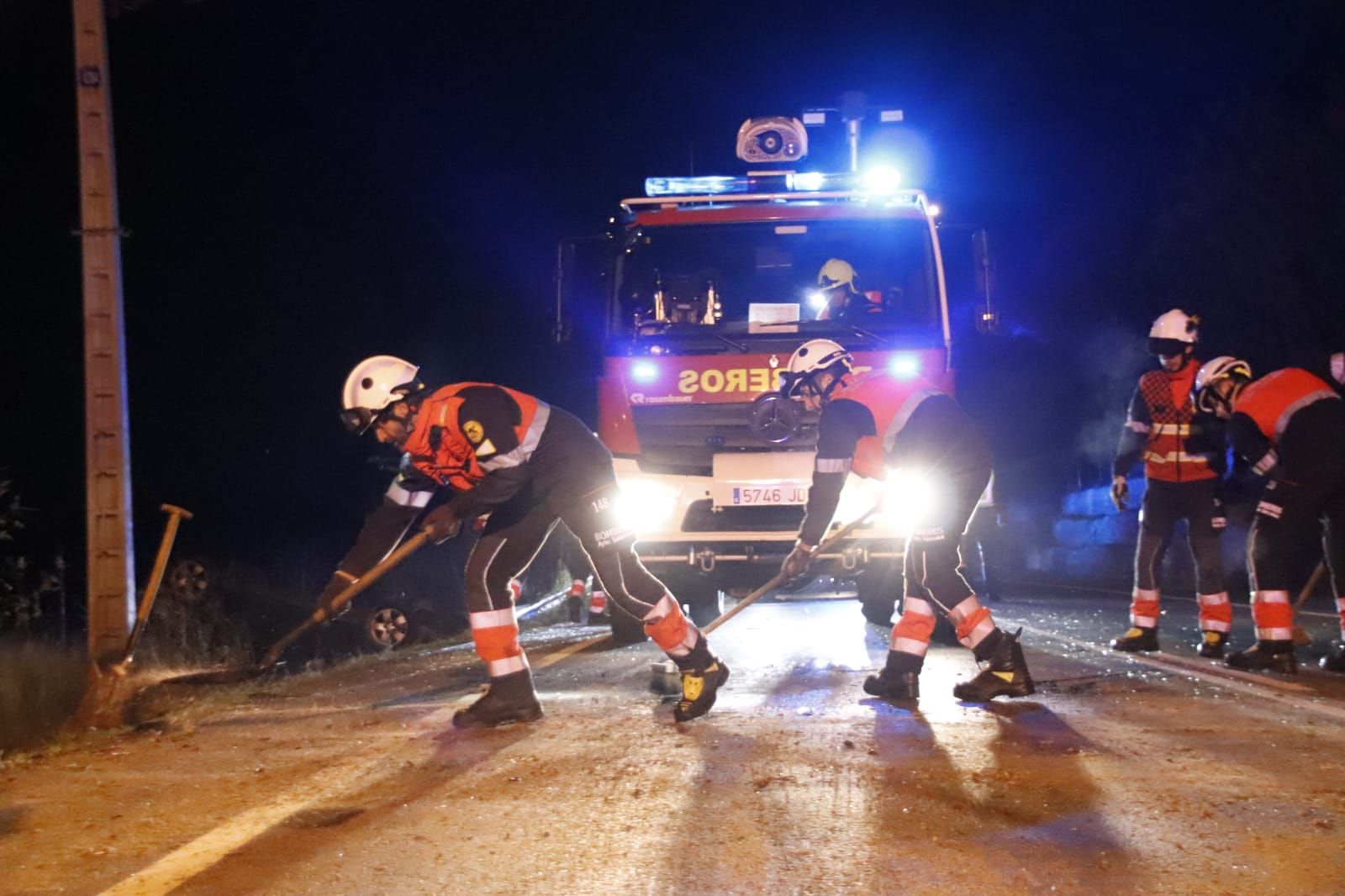 grave-accidente-en-la-carretera-de-aldealengua-4