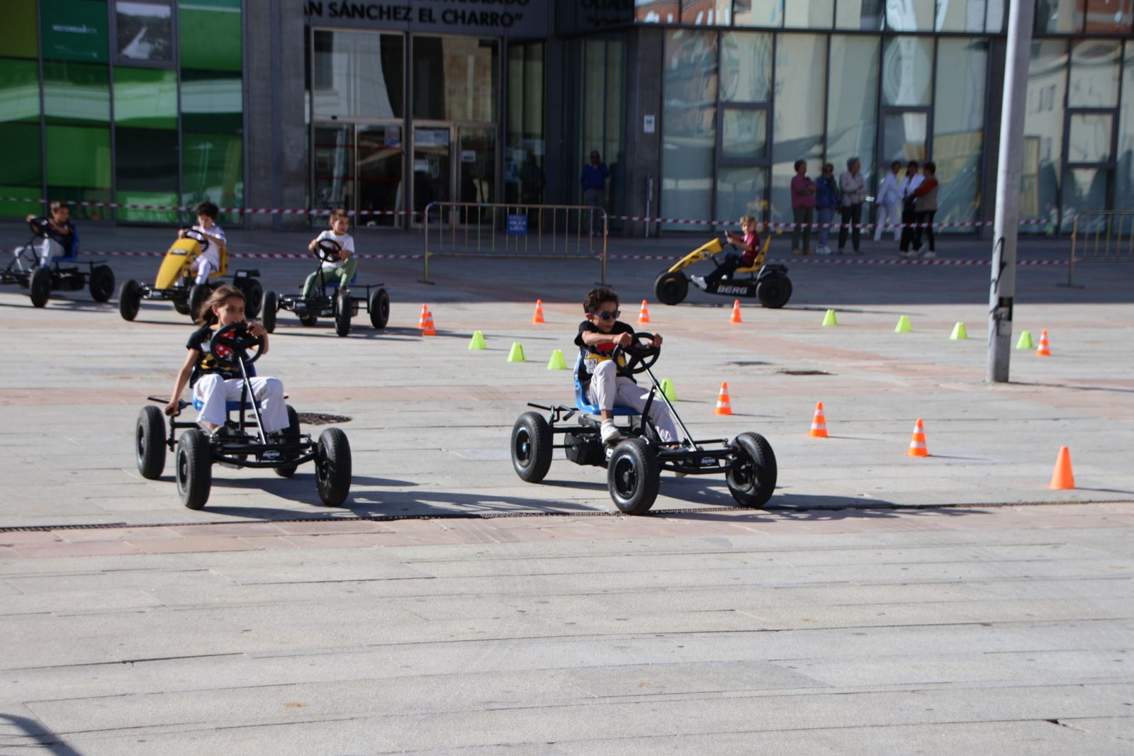 Actividades familiares y karting por el Día Mundial Sin Coche