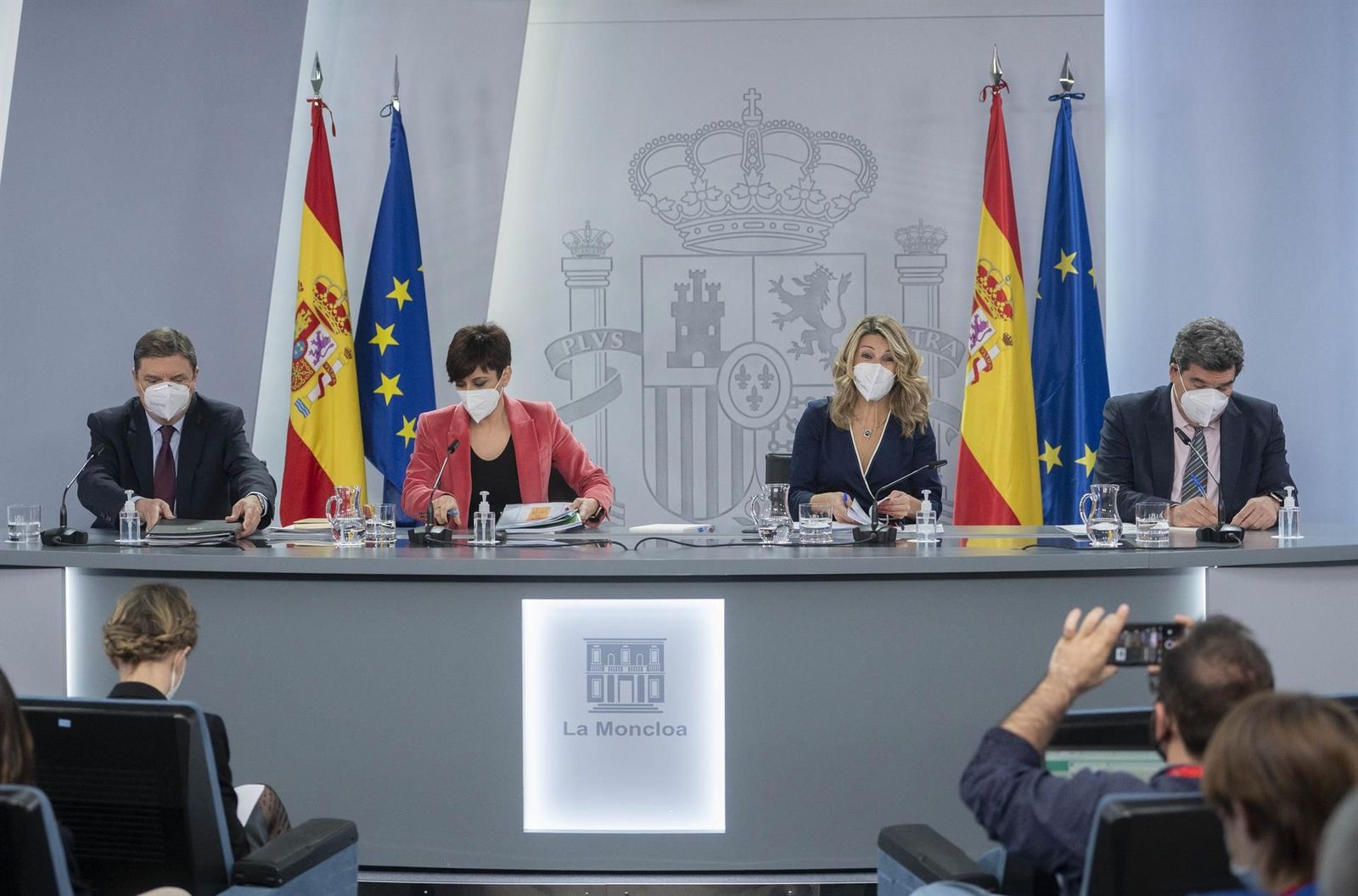 El ministro de Agricultura, Pesca y Alimentación, Luis Planas; la ministra Portavoz, Isabel Rodríguez; la vicepresidenta segunda y ministra de Trabajo, Yolanda Díaz, y el ministro de Inclusión, Seguridad Social y Migraciones, José Luis Escrivá - EUROPA PR