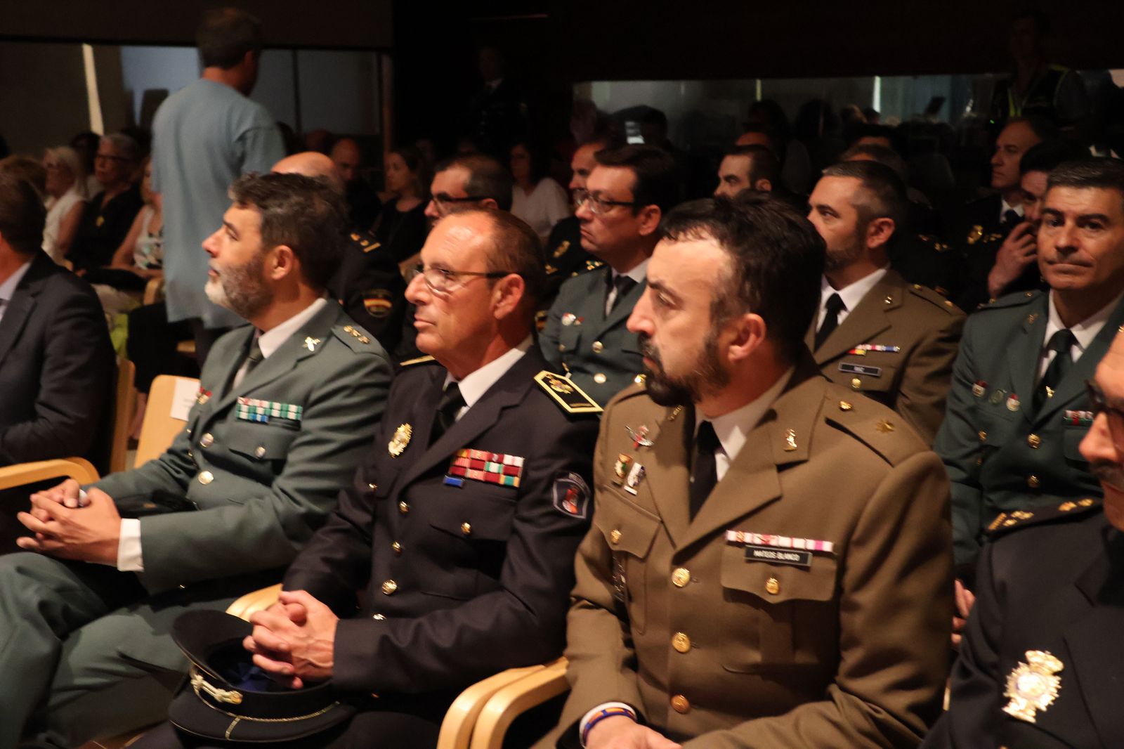 acto-de-homenaje-a-los-policias-nacionales-victimas-del-terrorismo-10