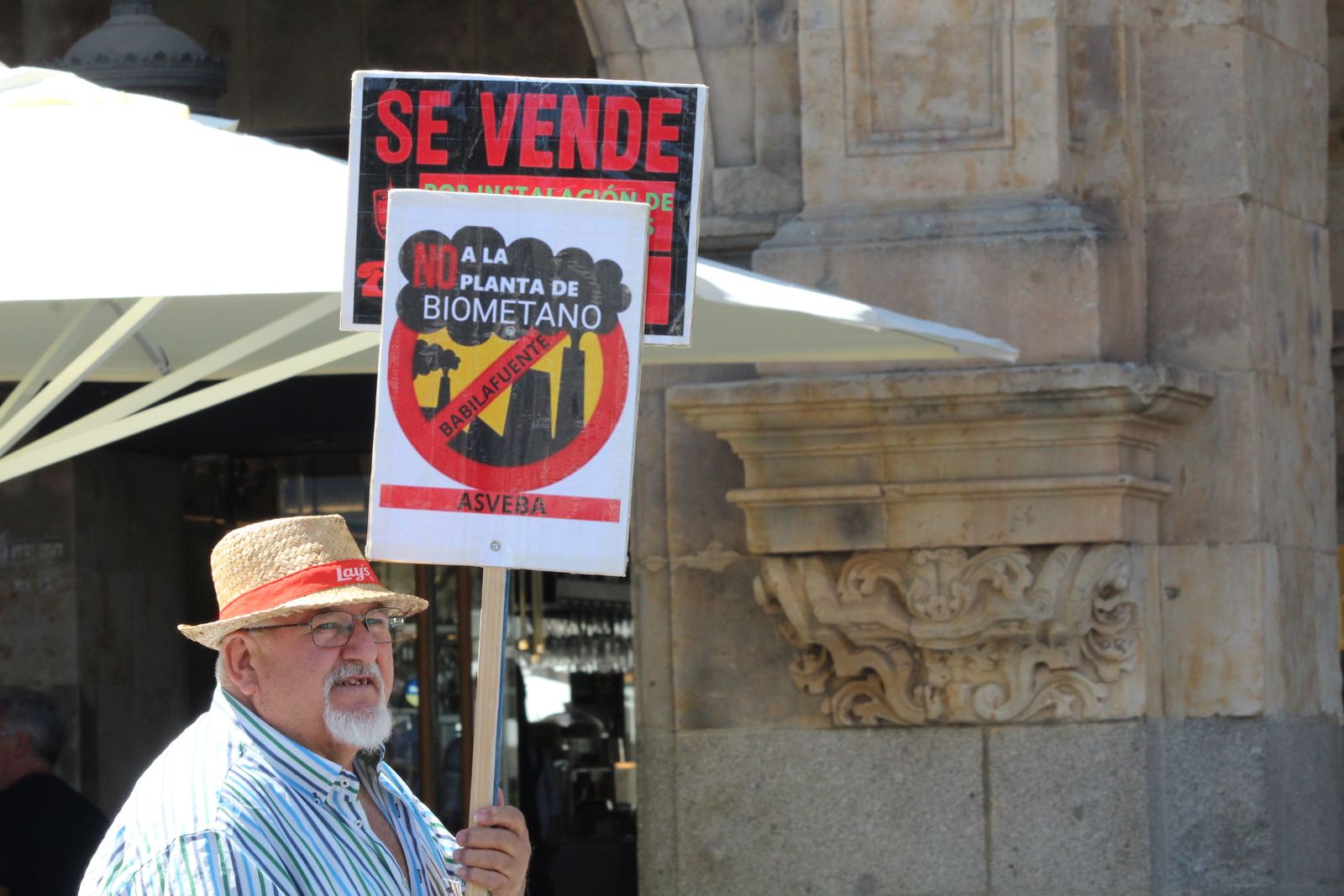 Manifestación Biogás en la Plaza Mayor de Salamanca