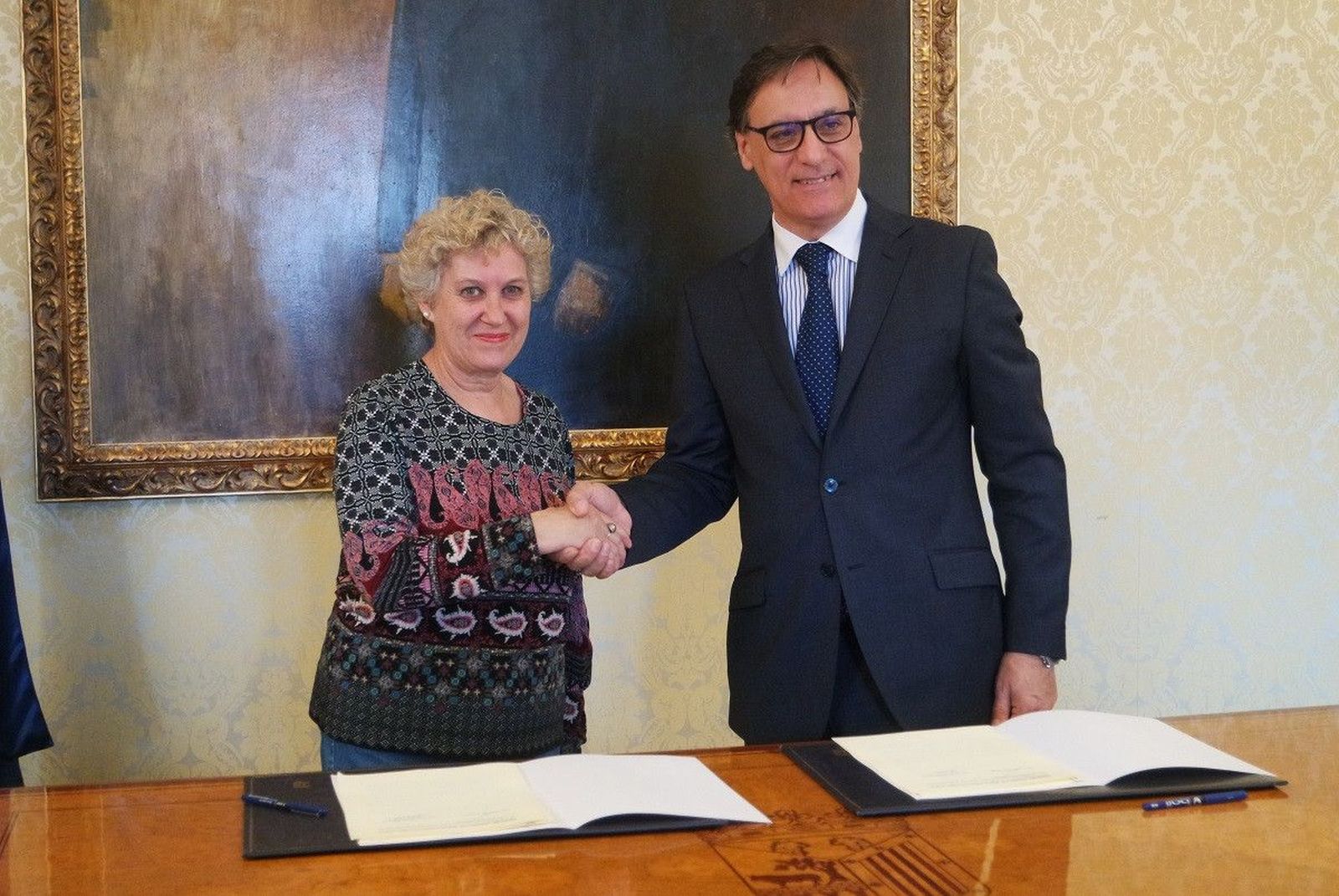 Eloína González y Carlos García Carbayo