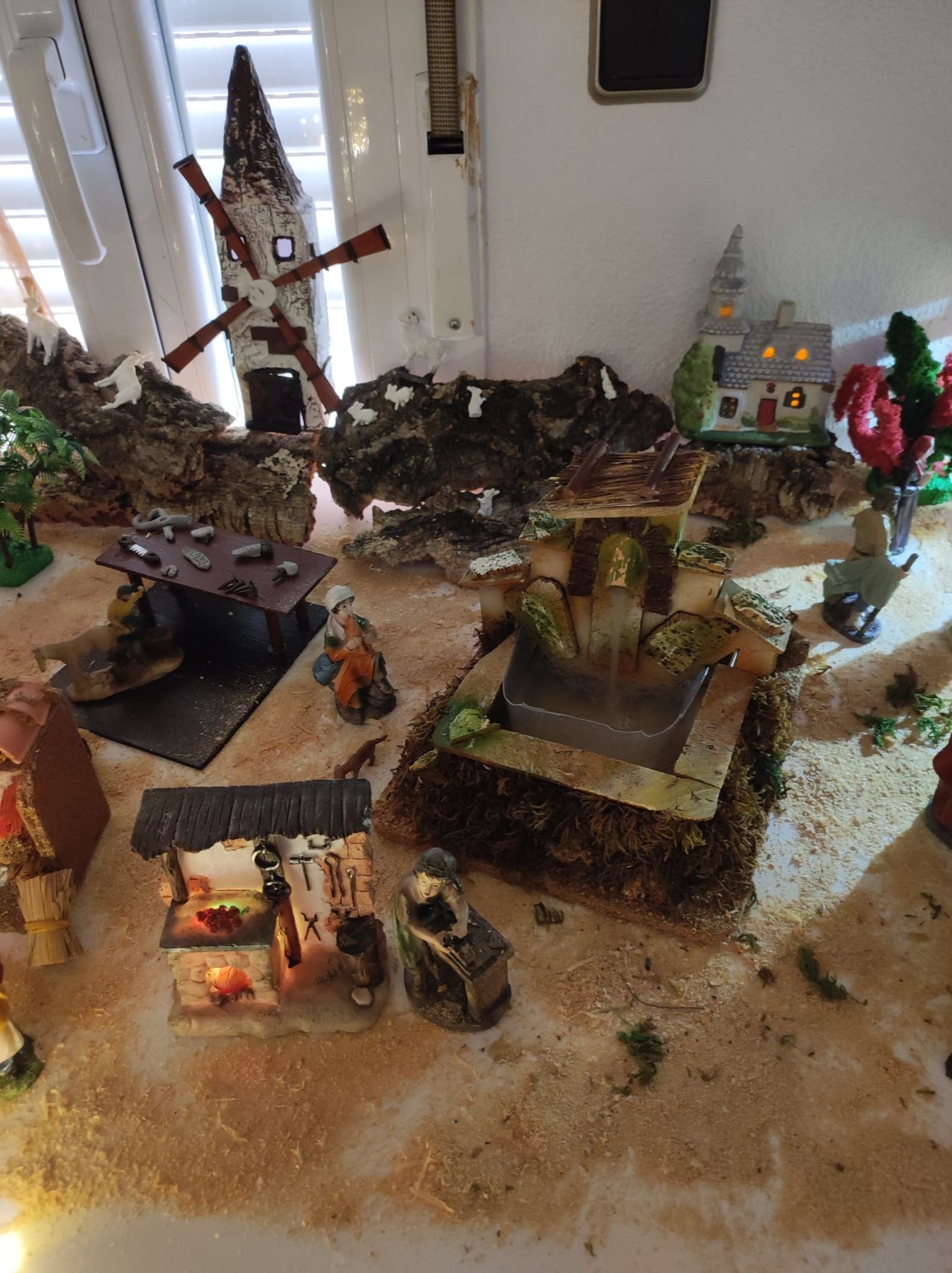 P.R.C. - Belén situado en una vivienda de la calle Bartolomé Ruiz (5).jpg