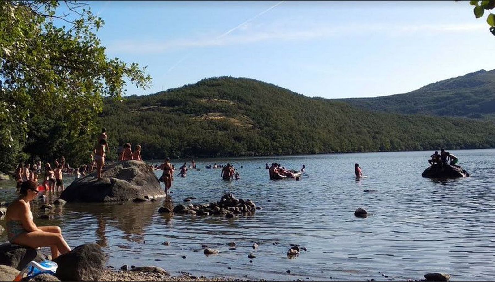 Lago de Sanabria. Verano. Archivo Lago de Sanabria. Verano. Archivo