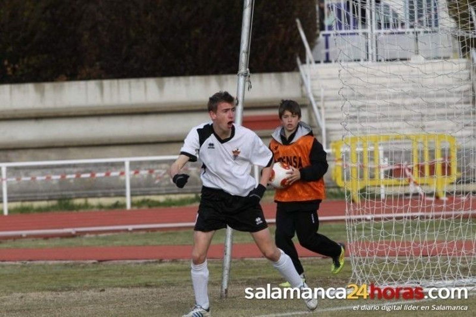 El Salmantino acaricia la salvación después de sumar la tercera victoria consecutiva