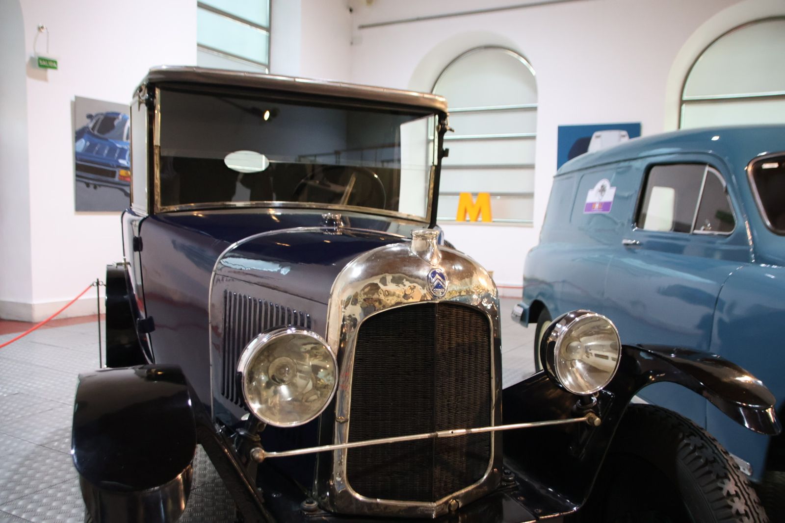 ‘Motor Clásico y Acrílicos’ de Santiago Pedrós González