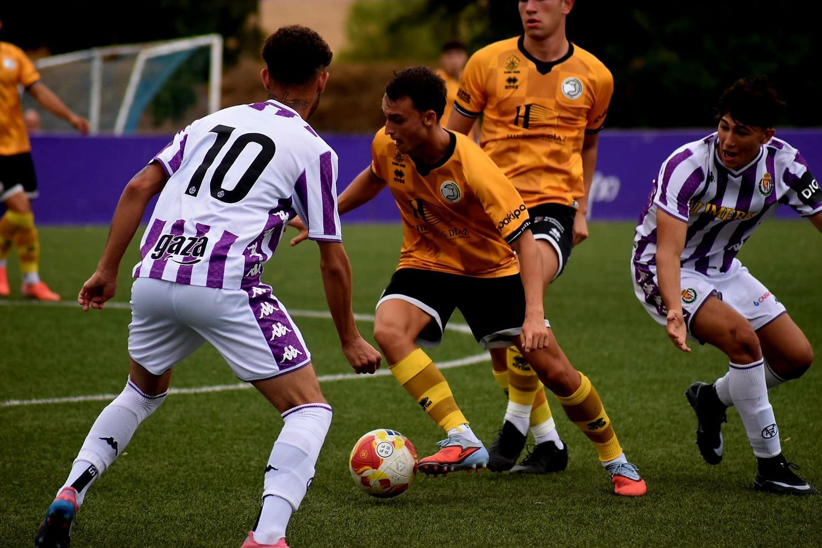 Sergio Astudillo, en una acción entre el Real Valladolid DH   Unionistas B | FOTO USCF BASE