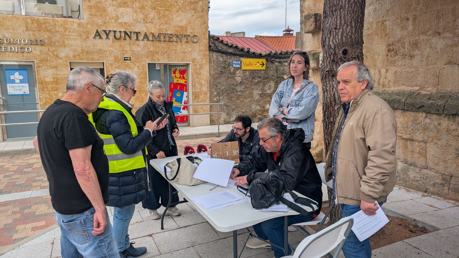 Los vecinos de Castellanos de Villiquera se movilizan ante el "silencio administrativo" por la planta de biogás