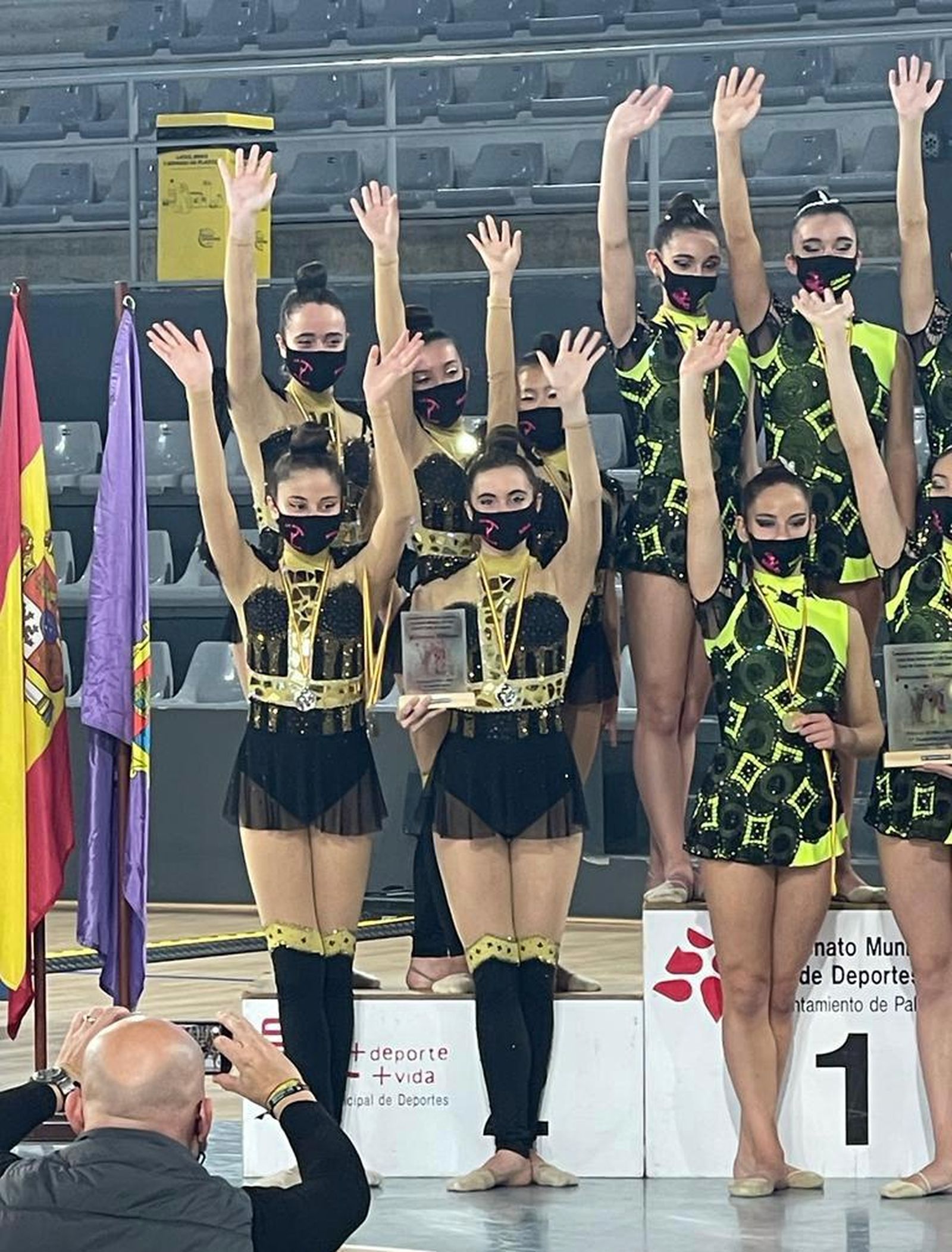 conjunto junior podio