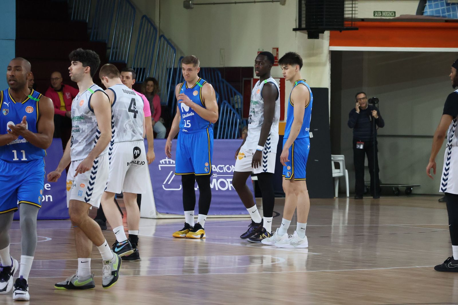 GALERÍA | Revive el esperado encuentro entre el CB Zamora y el Movistar Estudiantes