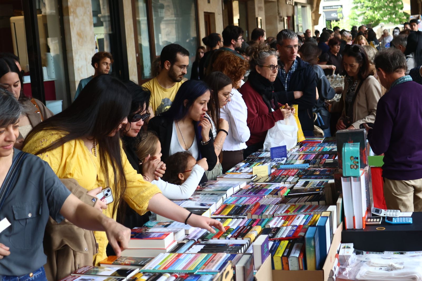 Día del Libro en la Plaza Mayor de Salamanca