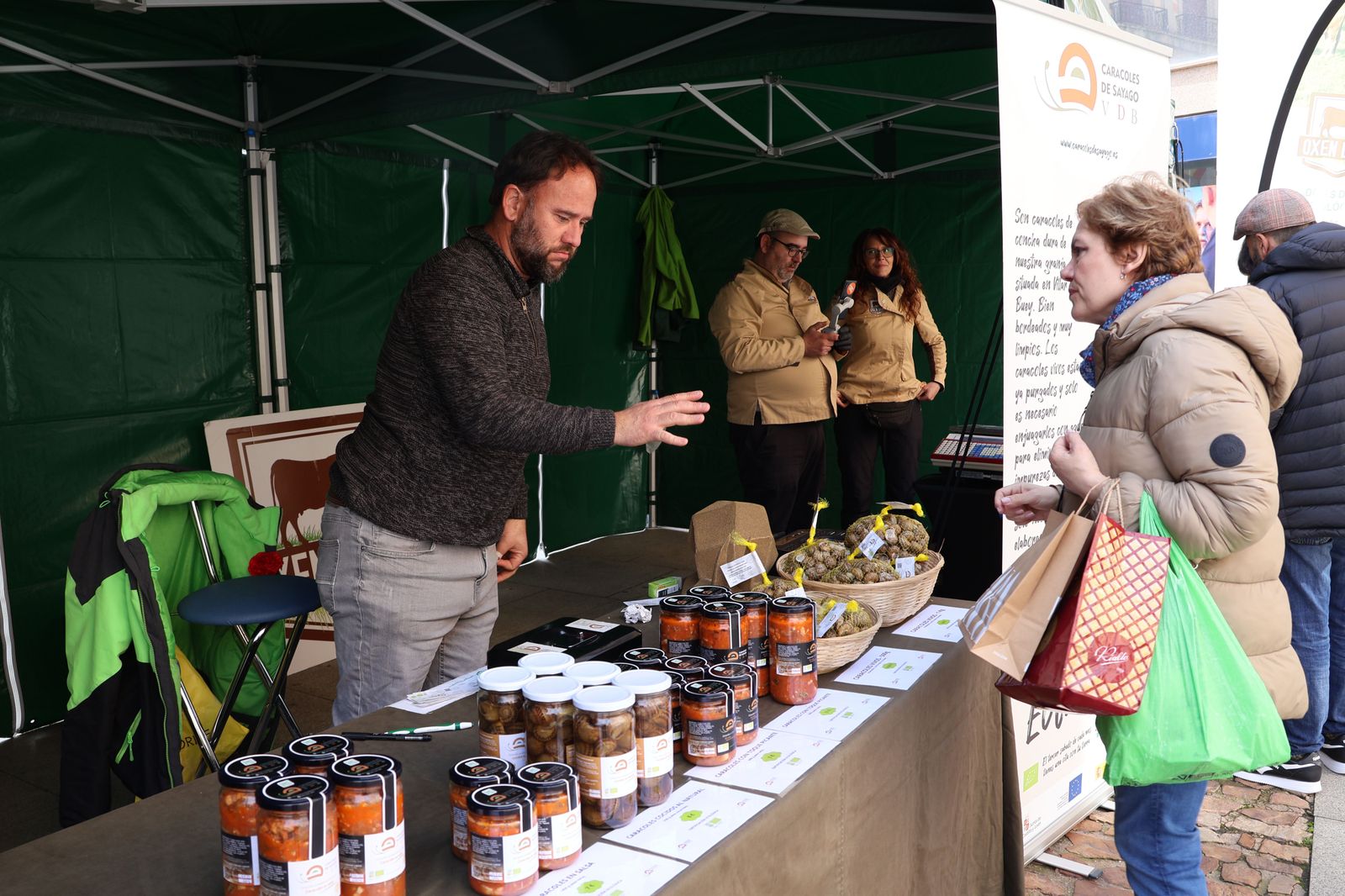 Mercado ecológico en la Plaza de la Constitución (6)