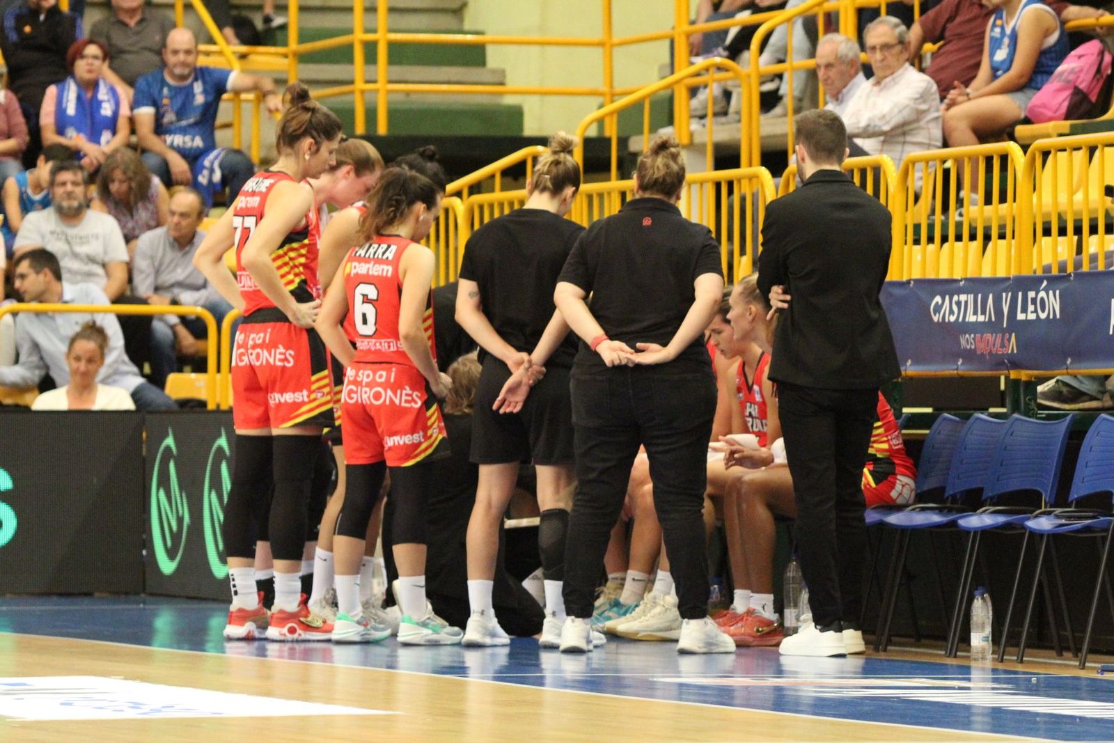 20231014190354-img-3130