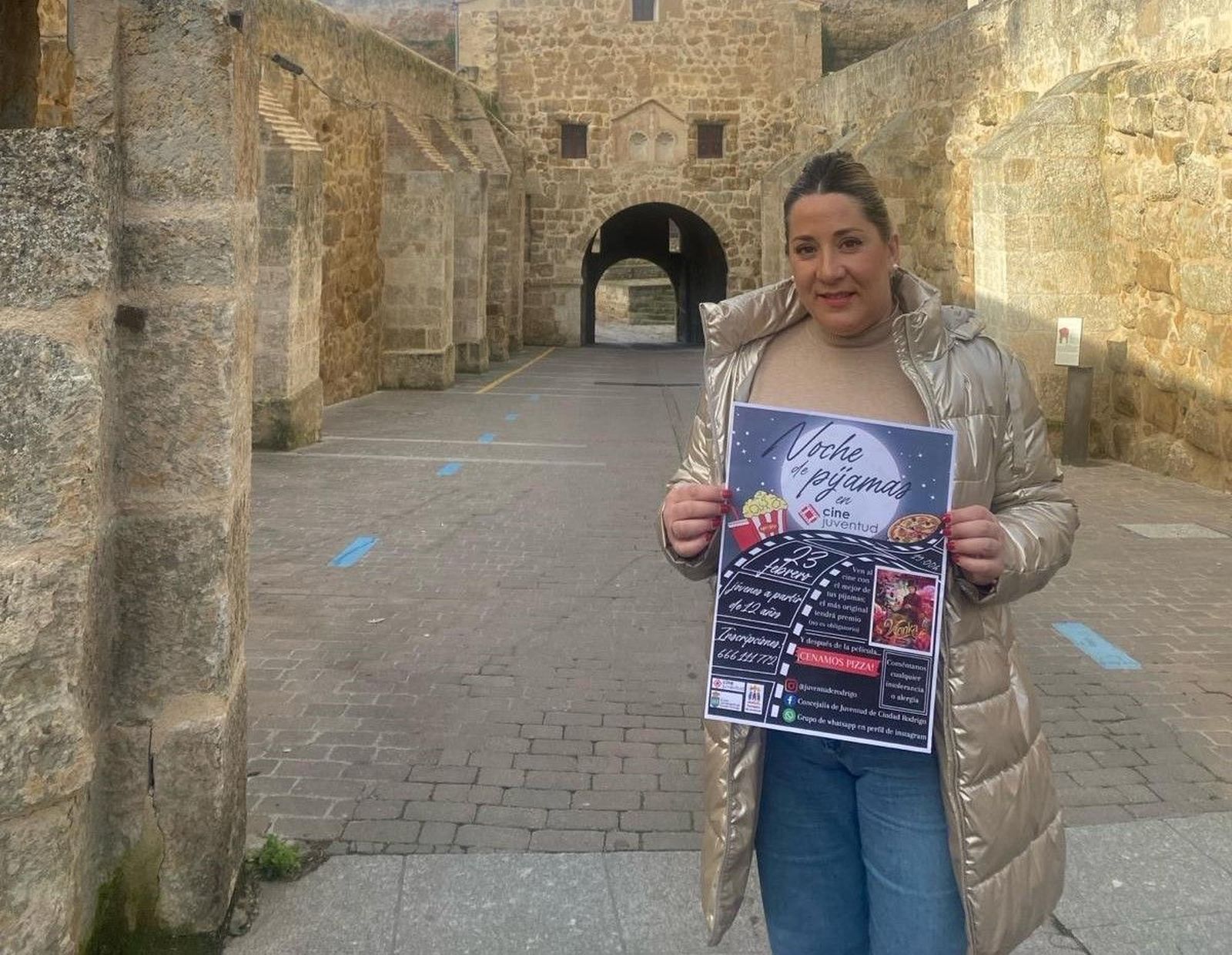 La edil presenta el Cine Juventud de Ciudad Rodrigo