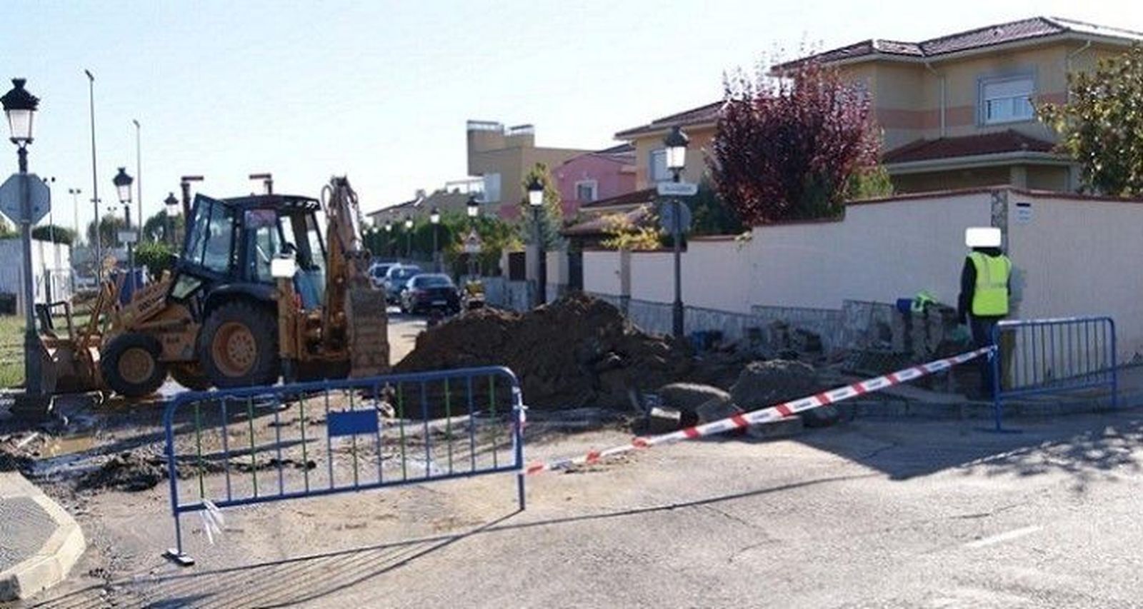 Astormi anima a los vecinos a reclamar por el problema del agua