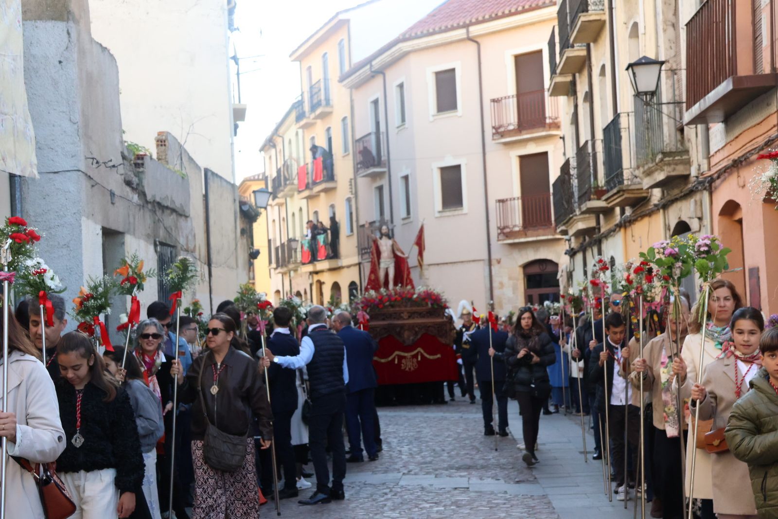 GALERÍA | Revive en imágenes la procesión de la Santísima Resurrección