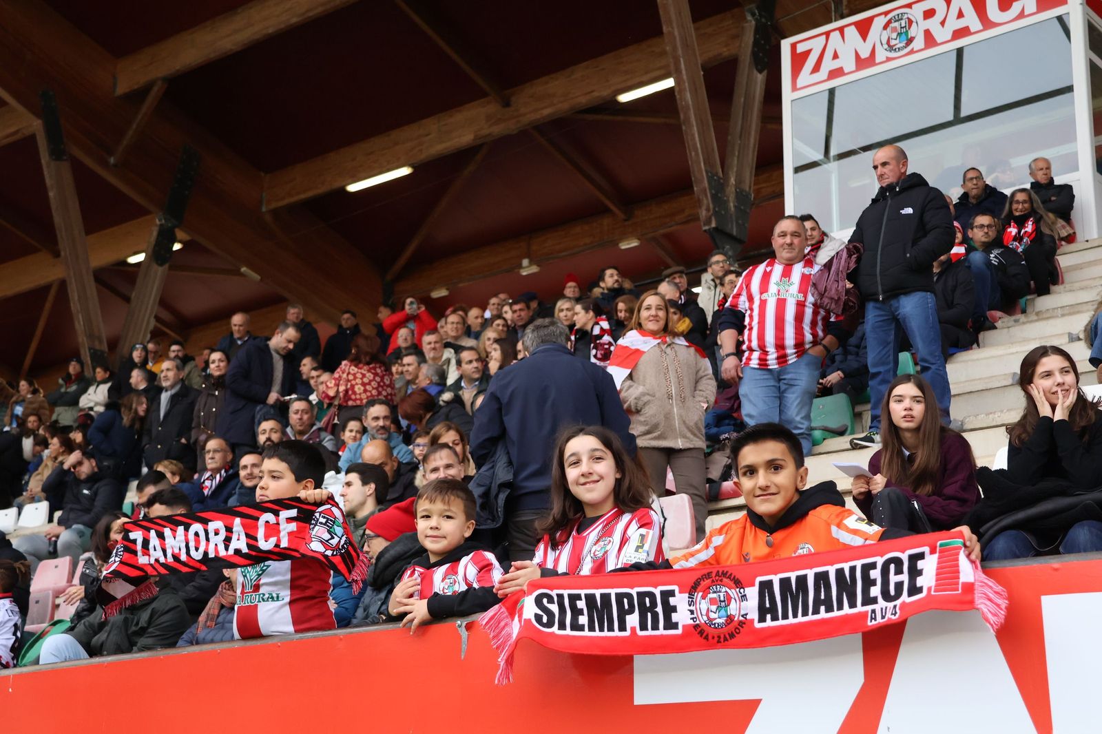 En imágenes el partido del Zamora CF contra el Real Madrid Castilla