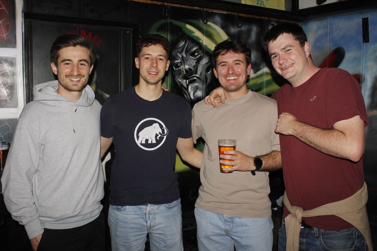 Salamanca de noche, jueves 17 de abril