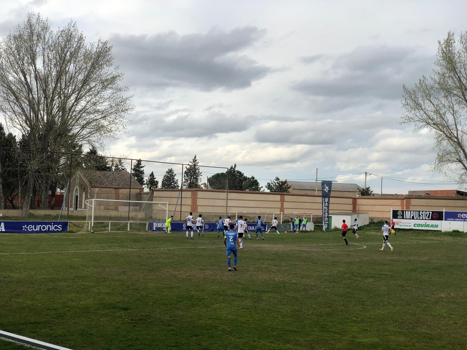 Empate en Los Barreros para un Villaralbo comedido ante el Almazán