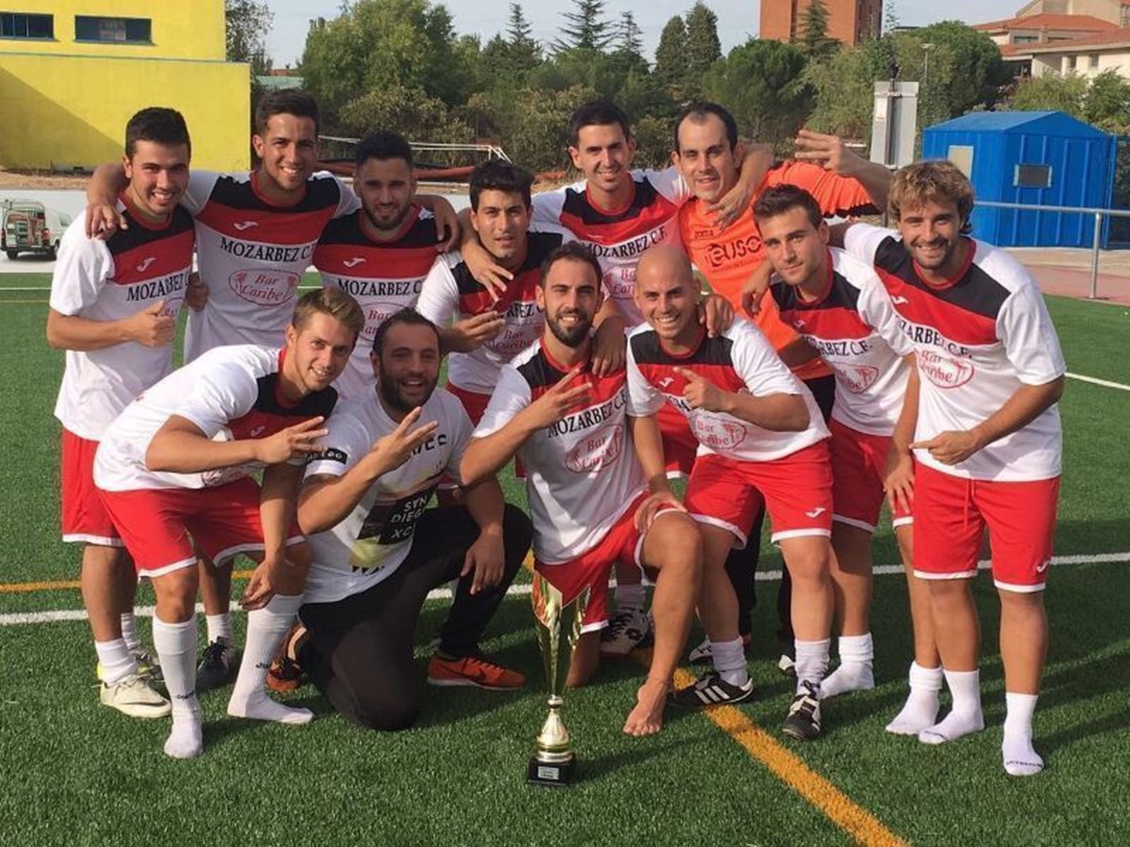 Mozárbez alza el título de la Supercopa Futormes en fútbol 7