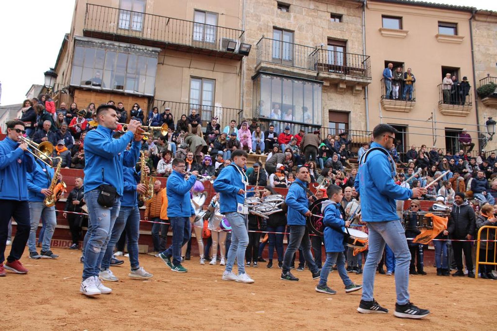 disfraces-del-sabado-de-carnaval-en-ciudad-rodrigo-97