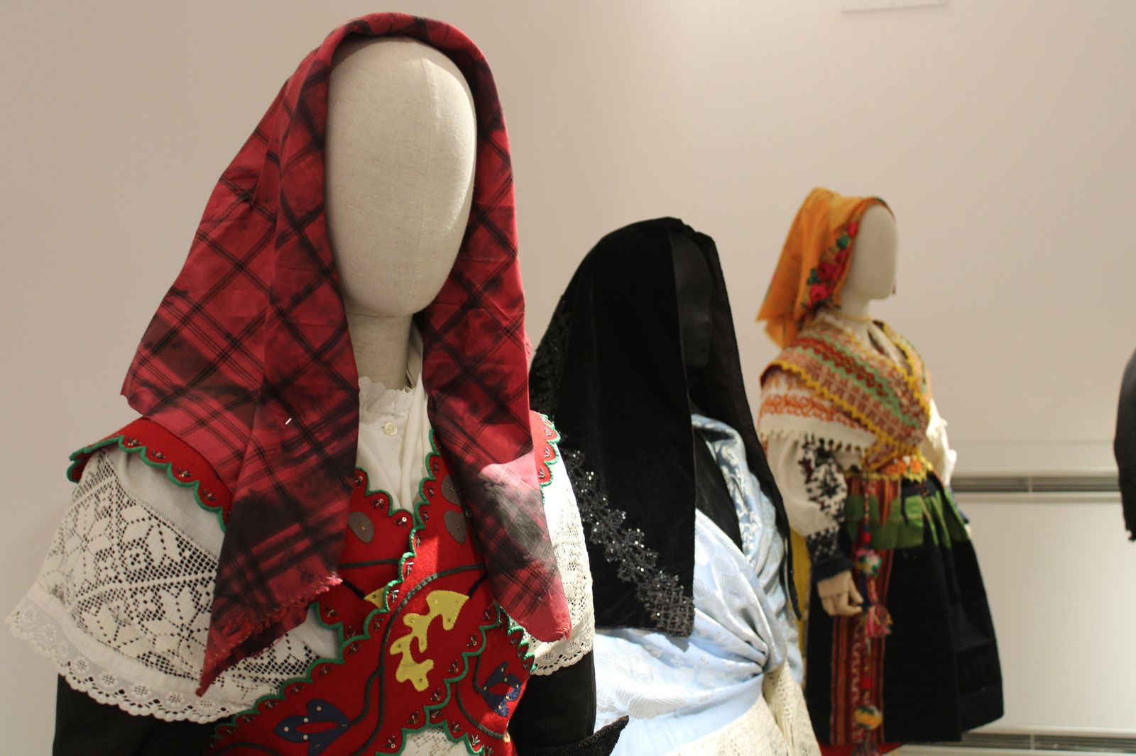 exposicion-aires-de-marzo-zagalejo-la-alberca-3