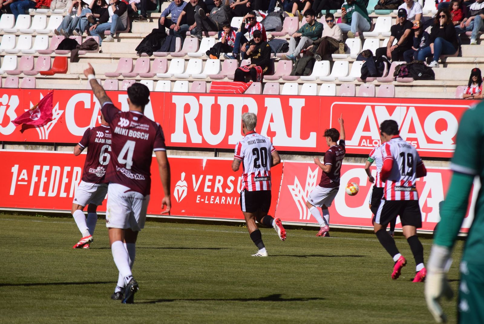 Zamora CF - Pontevedra CF (58).JPG