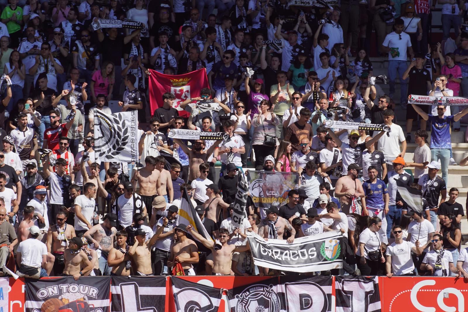 Revive en imágenes el duelo entre el Zamora CF y Unionistas de Salamanca (8).jpeg