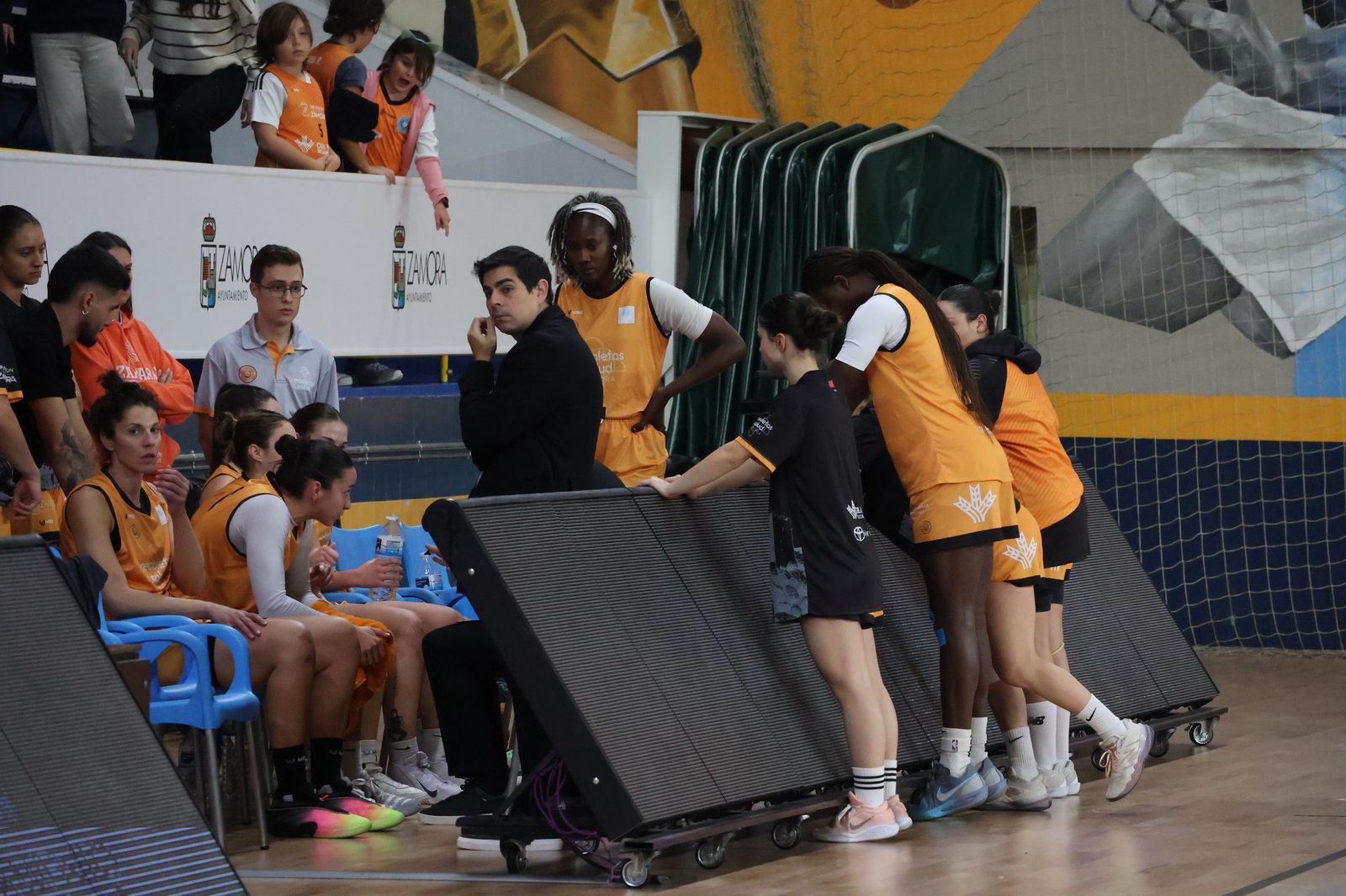 Partido entre CD Zamarat y Cajasol Baloncesto Sevilla
