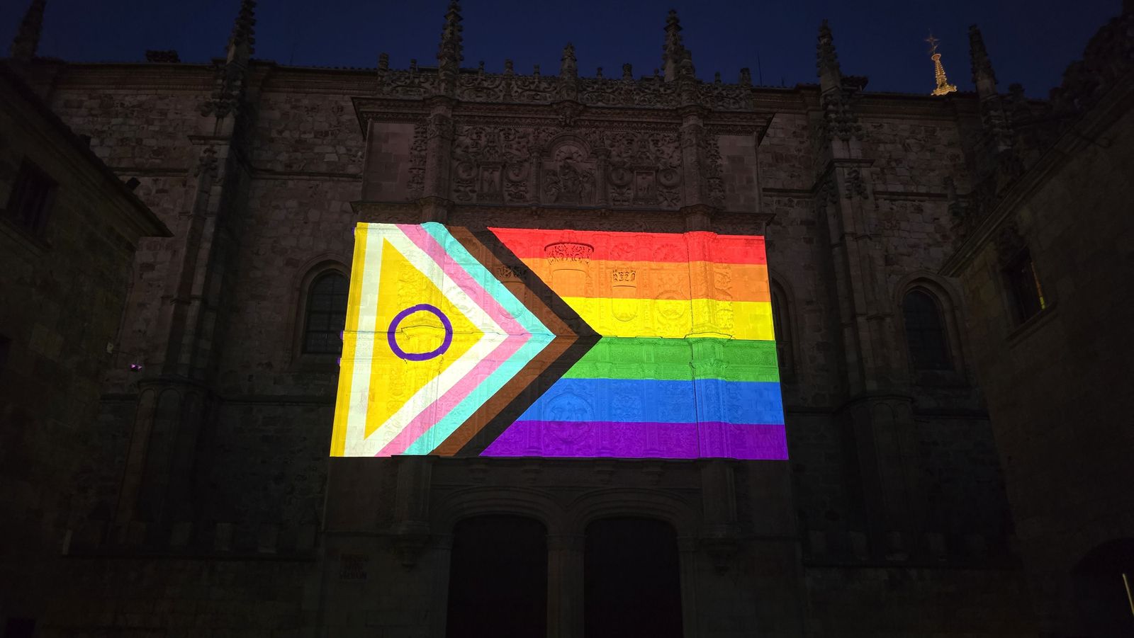 Iluminación de la Fachada Rica con motivo de la celebración del Día del Orgullo LGTBIQ+ Iluminación de la Fachada Rica con motivo de la celebración del Día del Orgullo LGTBIQ+