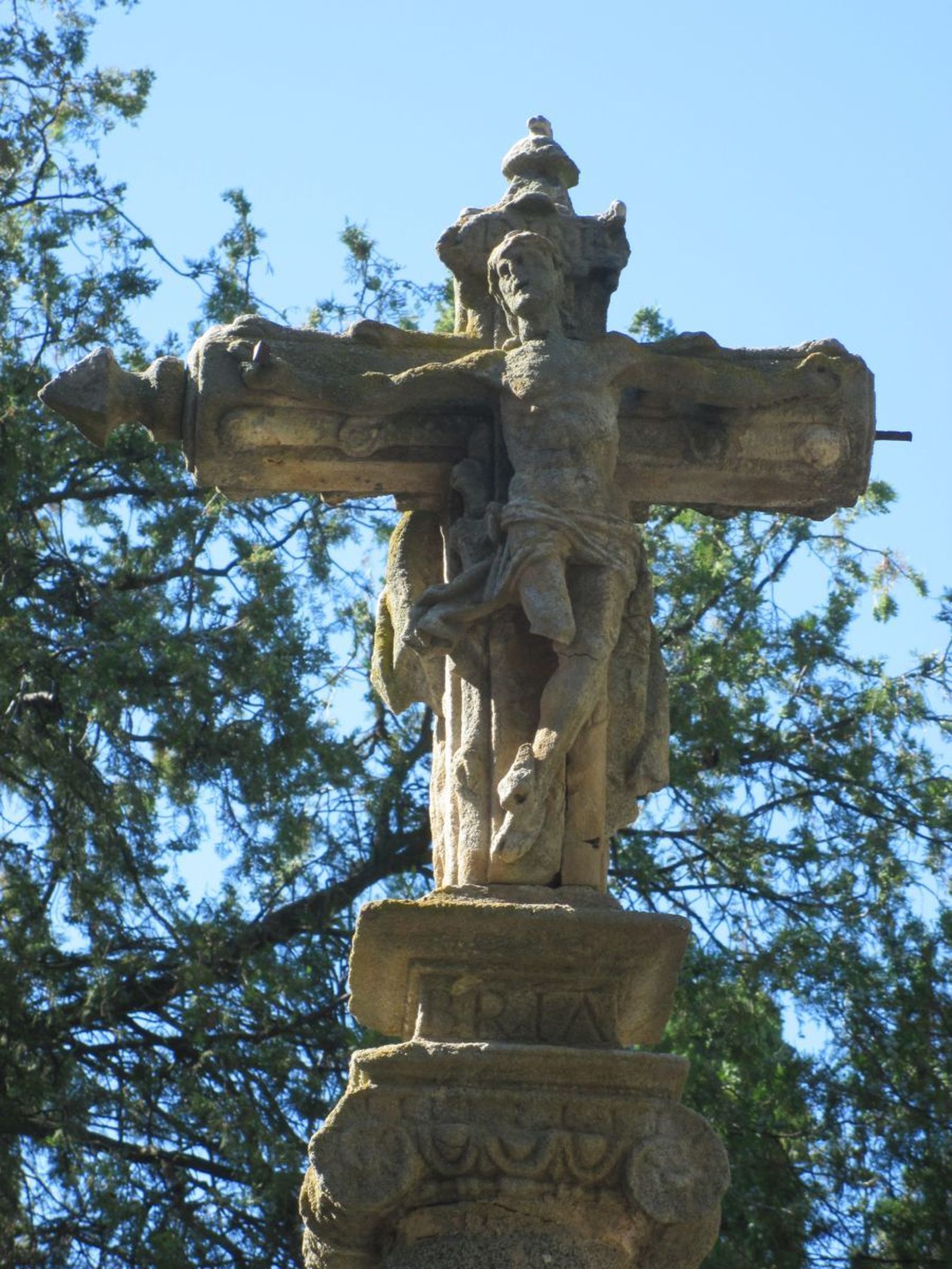 crucero-de-san-cebrian-foto-ciudadanos-por-la-defensa-del-patrimonio-3