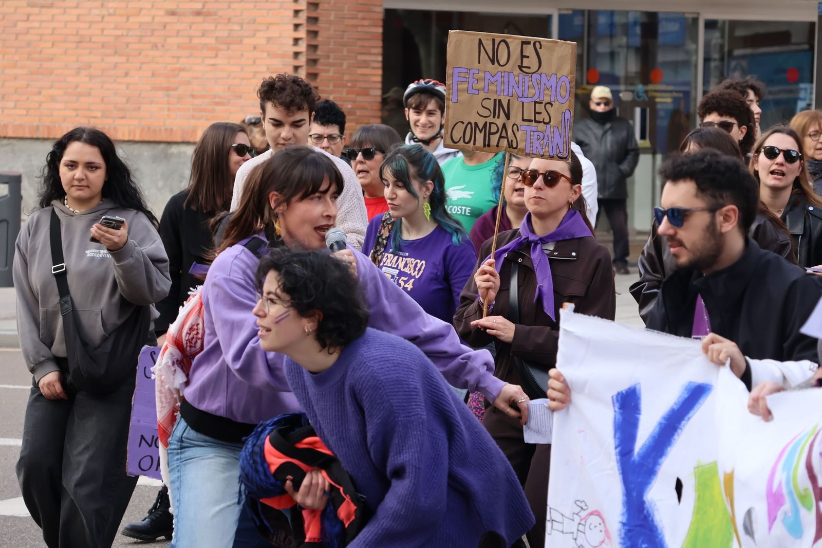 GALERÍA | La manifestación del 8M por las calles de Zamora, en imágenes