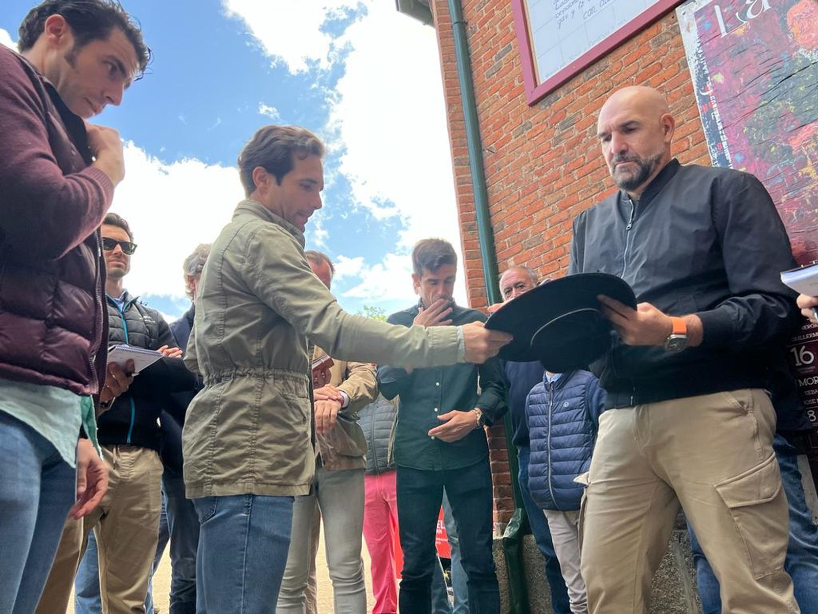 ambiente-durante-el-sorteo-de-los-el-puerto-de-san-lorenzo-y-la-ventana-del-puerto-39