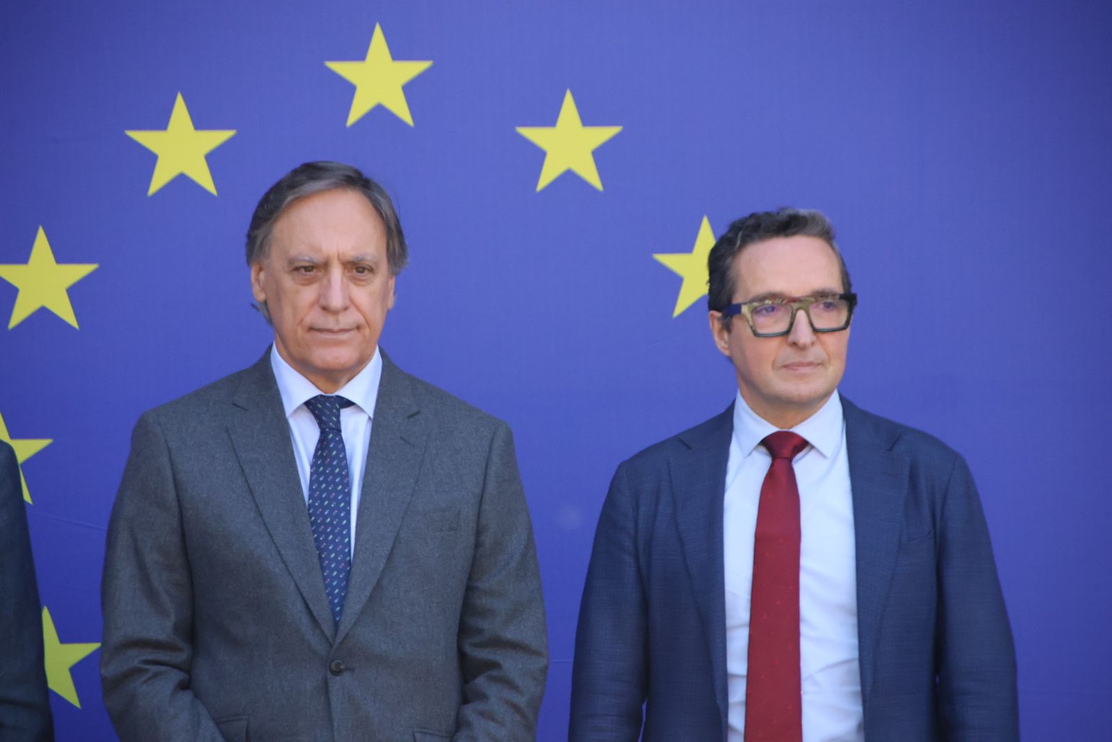 Ceremonia de Izado de la bandera europea por el Día de Europa