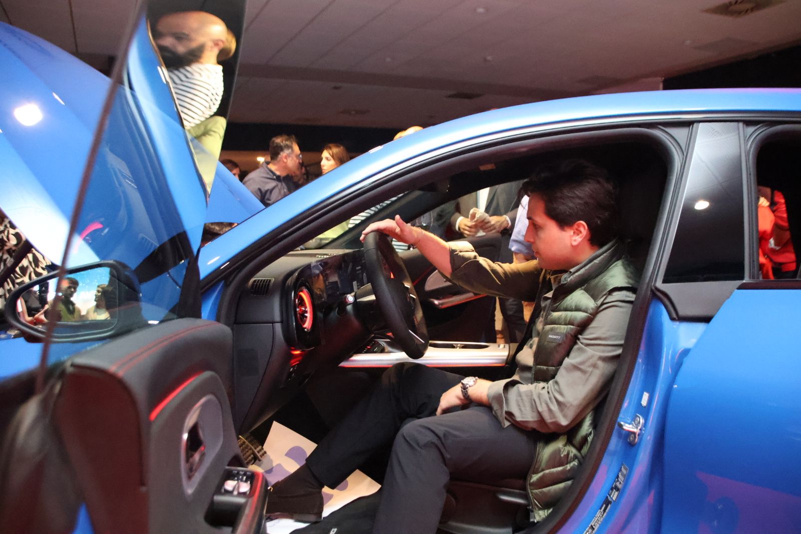 Presentación del nuevo Mercedes CLA 100% eléctrico en Adarsa Salamanca