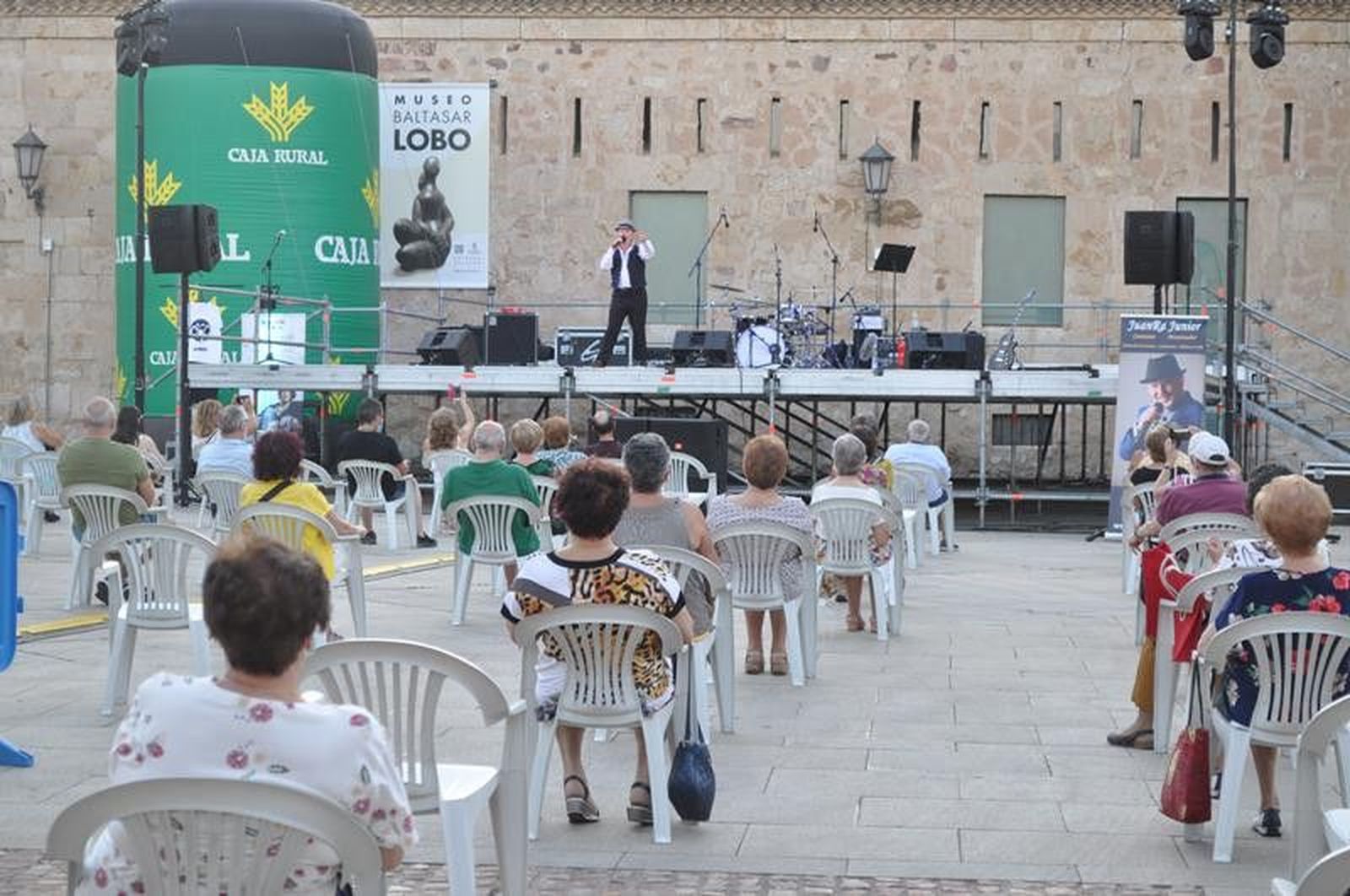 Un concierto en la Plaza de la Catedral