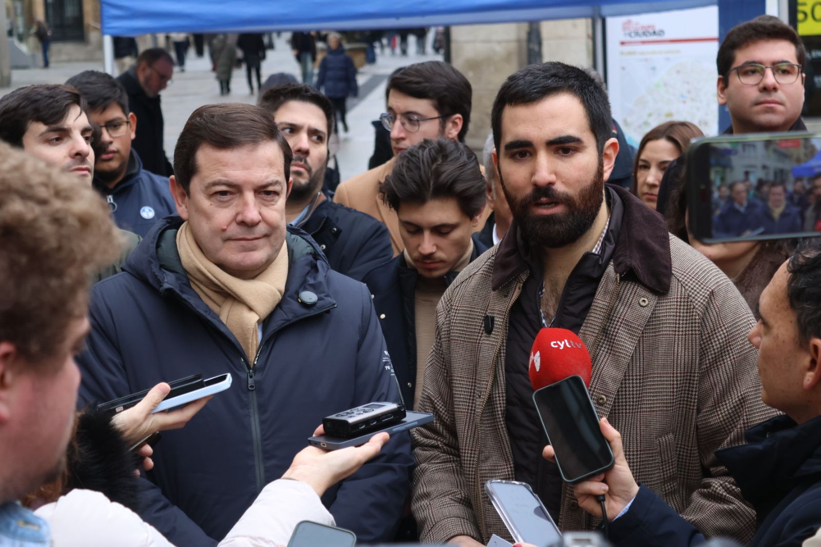 Nuevas Generaciones del PP celebra el dia de la constitución