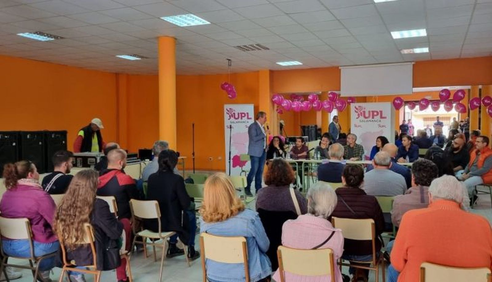 Acto de UPL en Linares de Riofrío celebrado este sábado.