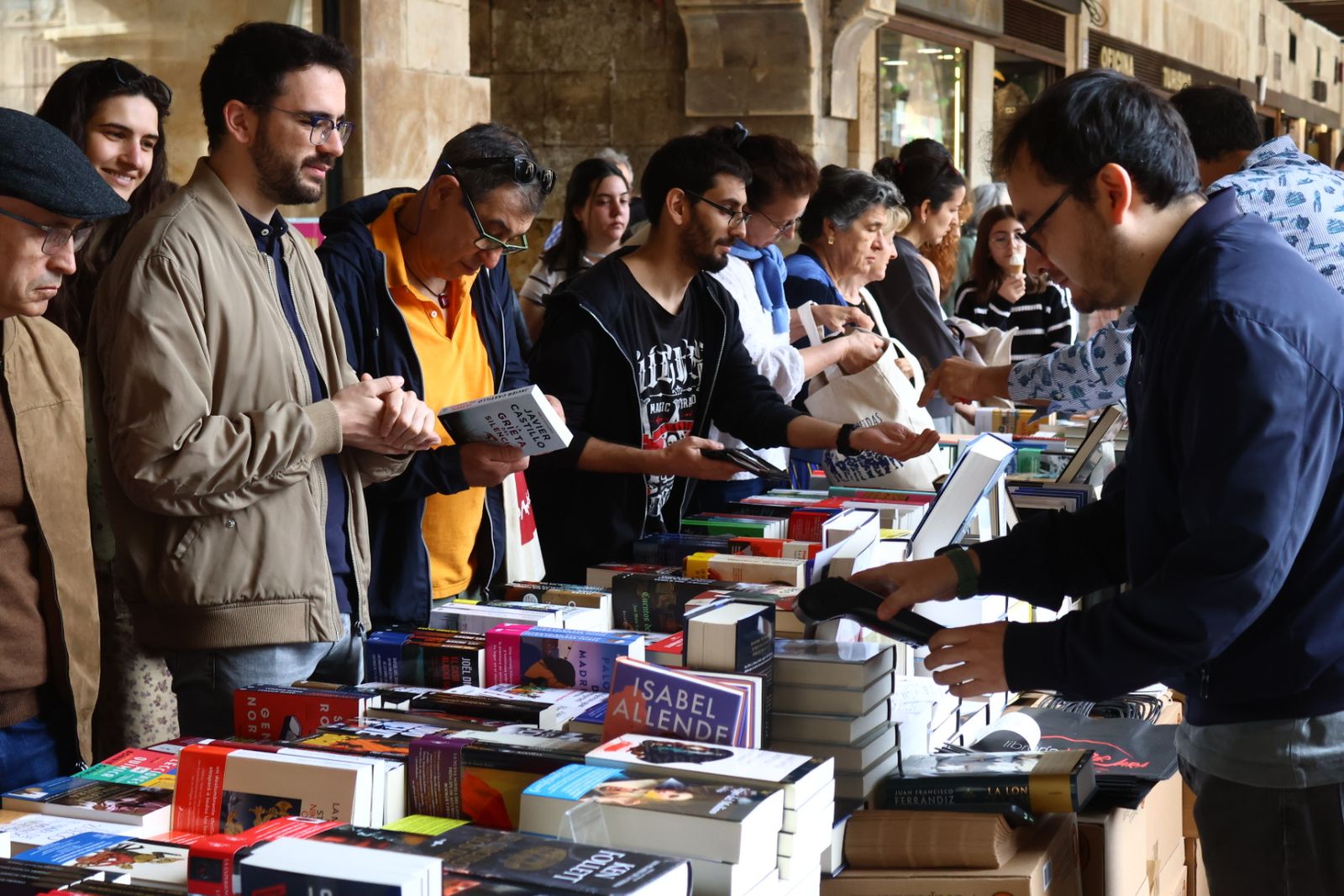 Día del Libro en la Plaza Mayor de Salamanca