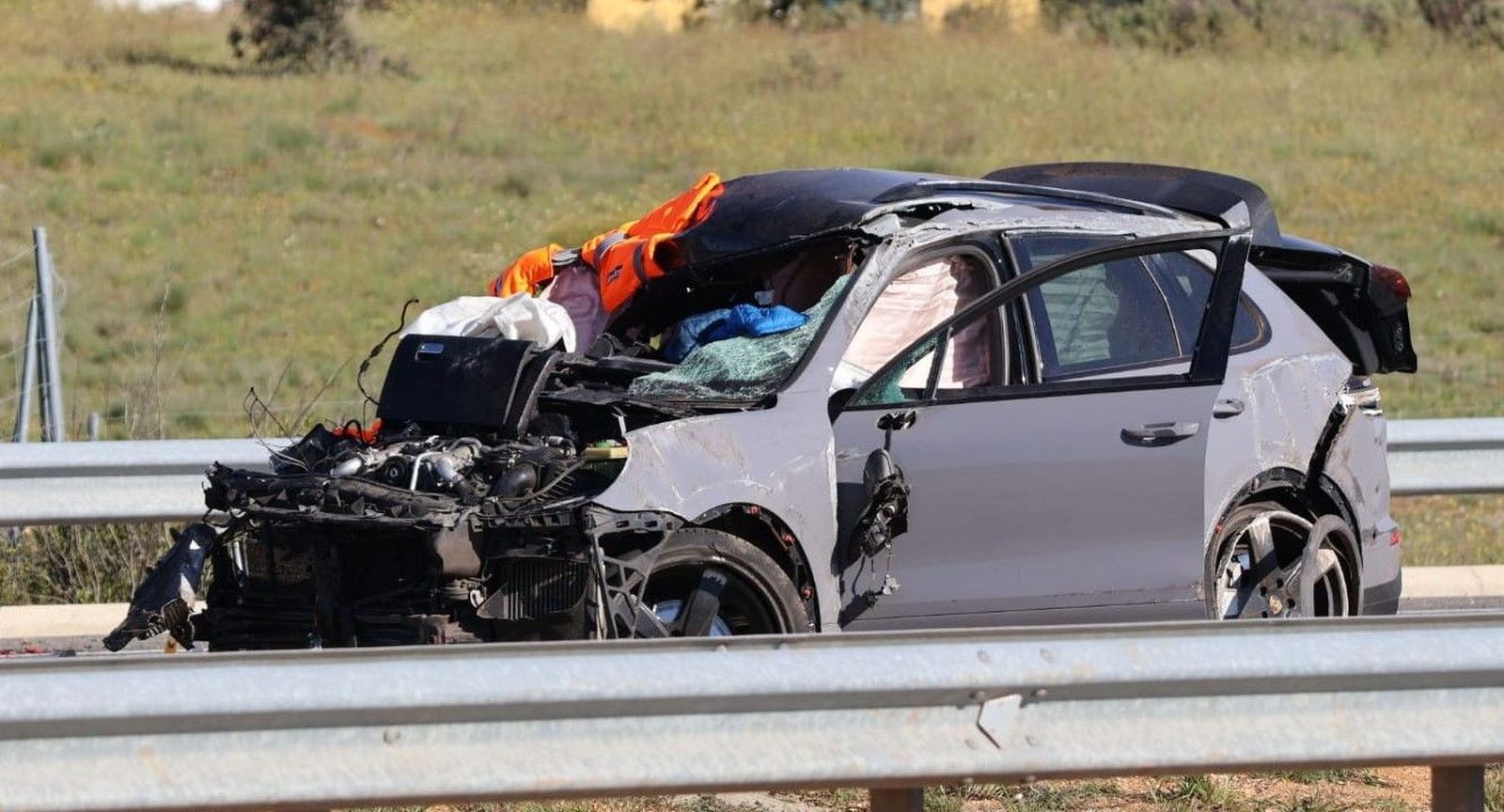 GALERÍA | Un accidente mortal en El Cubo de Tierra del Vino moviliza a los bomberos de la Diputación de Salamanca. Fotos Andrea M.