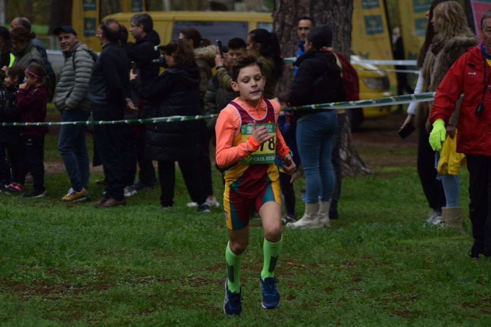 cross-de-otono-en-el-bosque-de-valorio-47