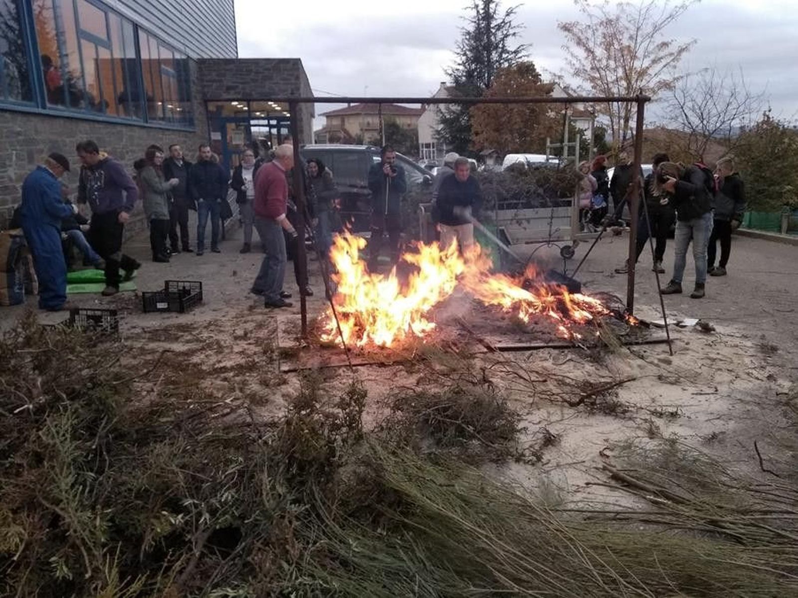 2e775773 ec03 4b54 b957 e08f2e8fcd33 (Copy)