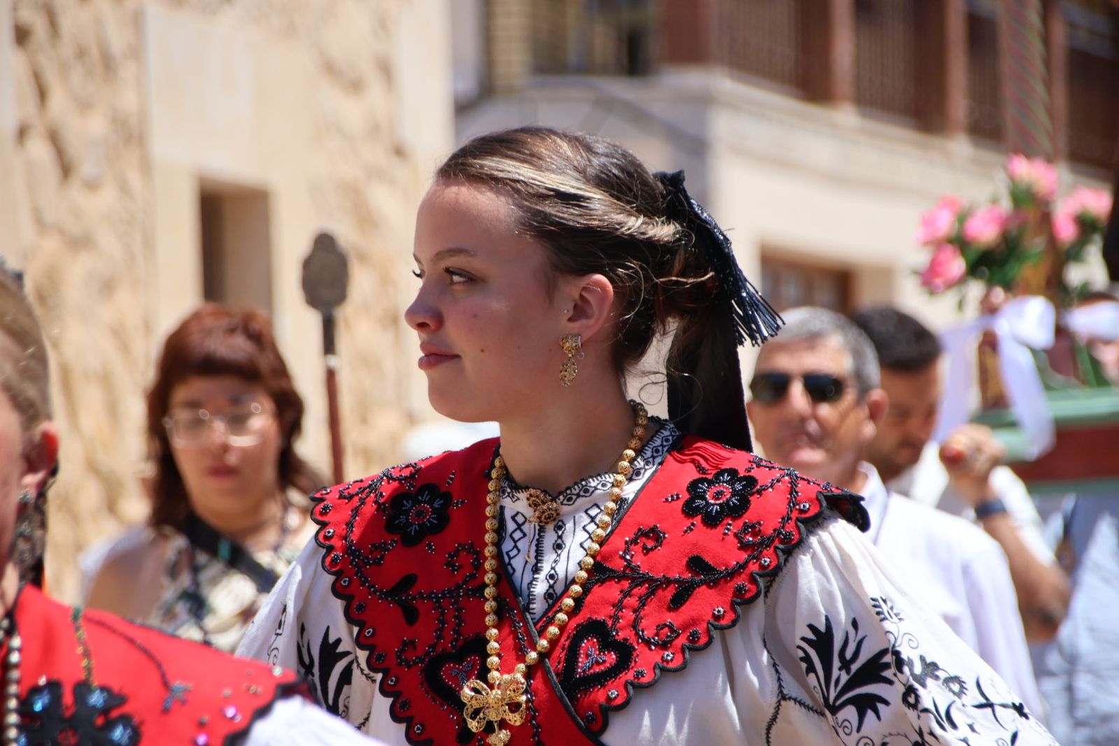 Castellanos de Villiquera Misa y procesión