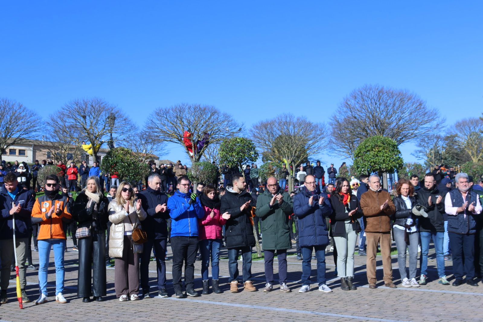 Minuto de silencio por el varón fallecido en la capea nocturna del viernes por la noche en Ciudad Rodrigo