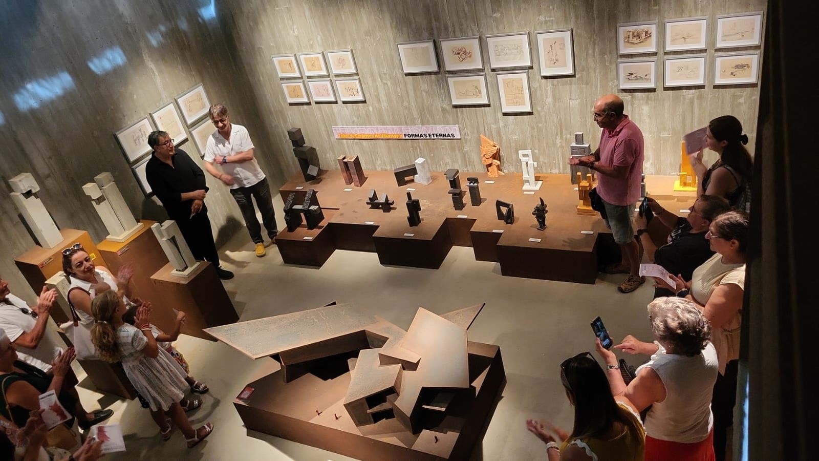 El taller de cerámica de Villamayor homenajea a Ángel Mateos (3)
