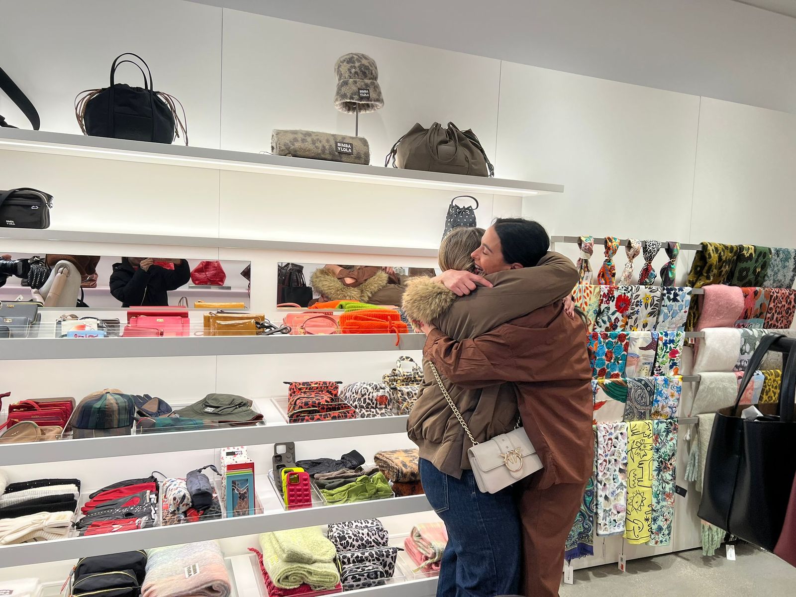 Alegría en la tienda de Bimba & Lola de la calle Toro de Salamanca