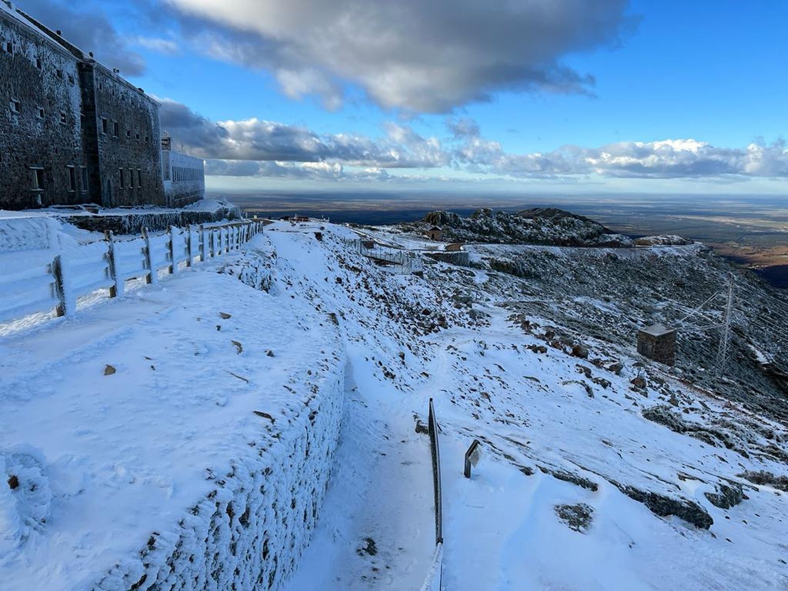 Peña de Francia nevada