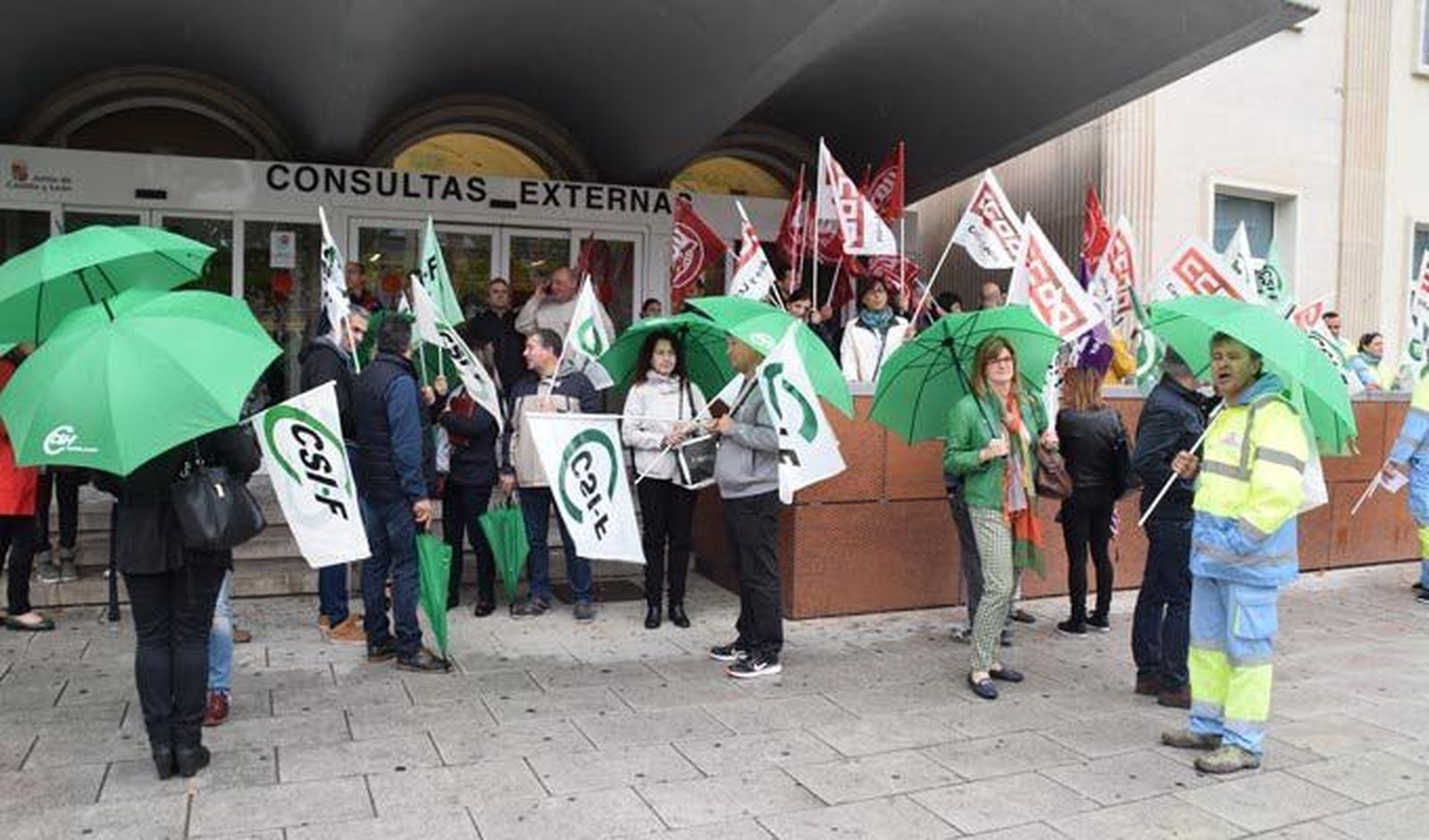 Los sindicatos comprometen a la Junta el pago de los atrasos del incremento del 1%