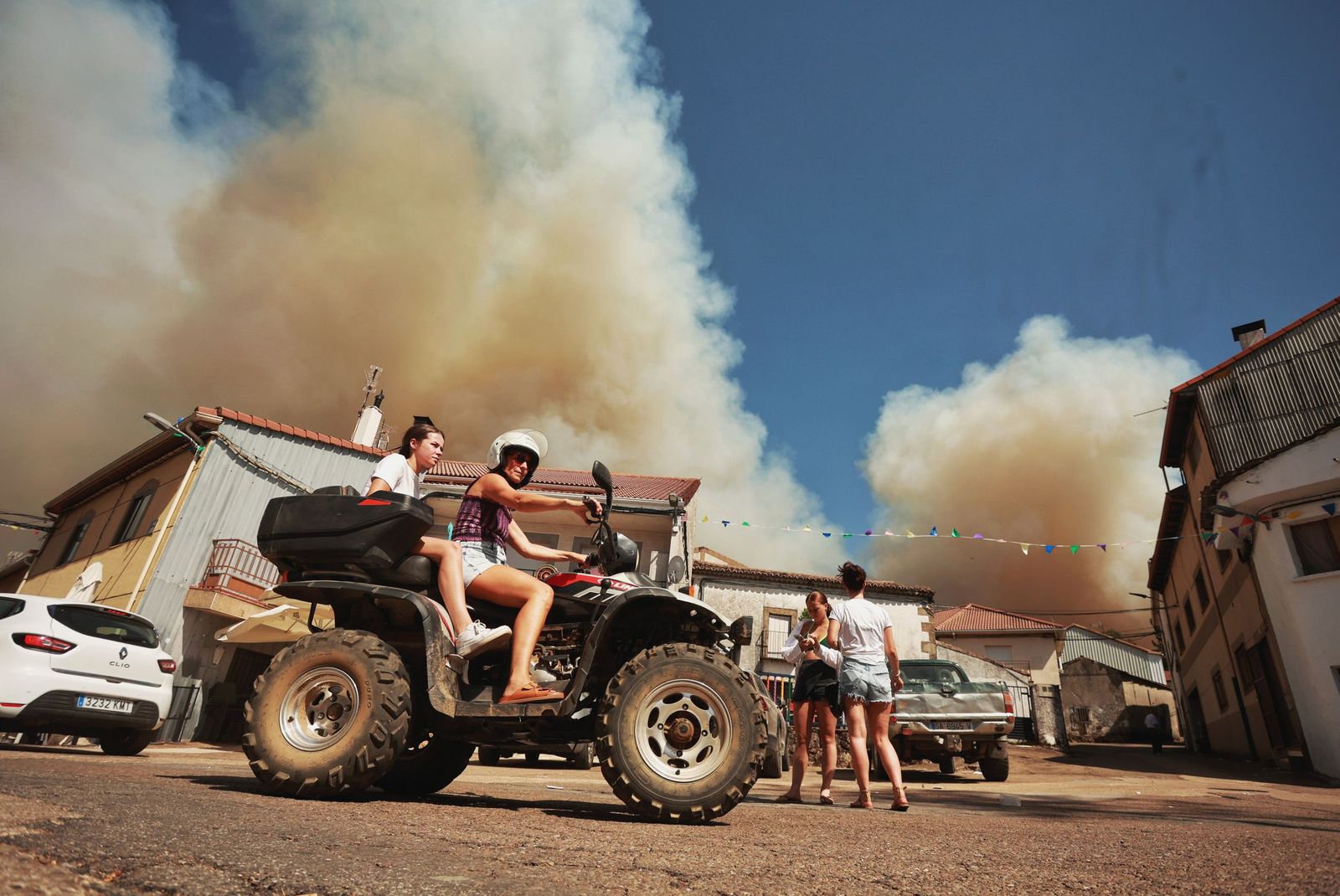 Incendio forestal en El Payo. Fotos ICAL Jose Vicente  (10).jpg